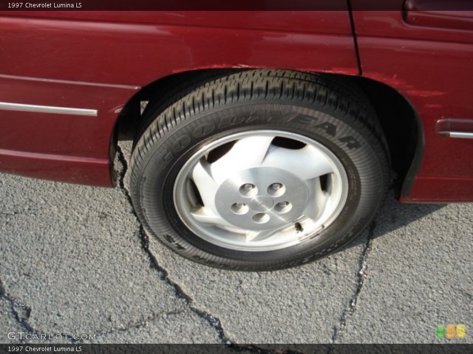 1997 Chevrolet Lumina LS Wheel and Tire Photo #56196434