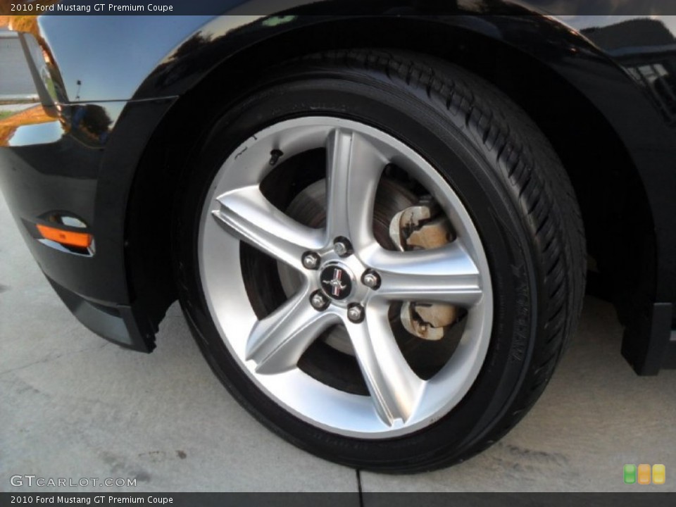 2010 Ford Mustang GT Premium Coupe Wheel and Tire Photo #56232969