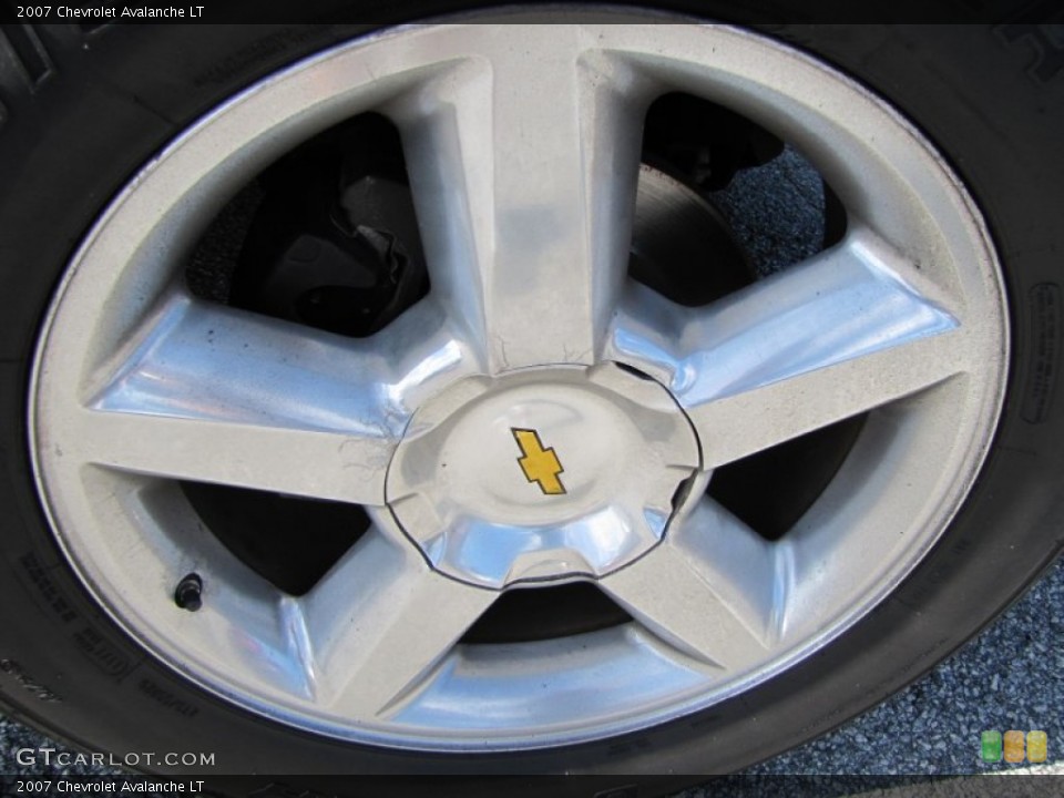 2007 Chevrolet Avalanche LT Wheel and Tire Photo #56233574