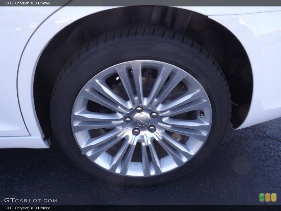 2012 Chrysler 300 Limited Wheel and Tire Photo #56374840