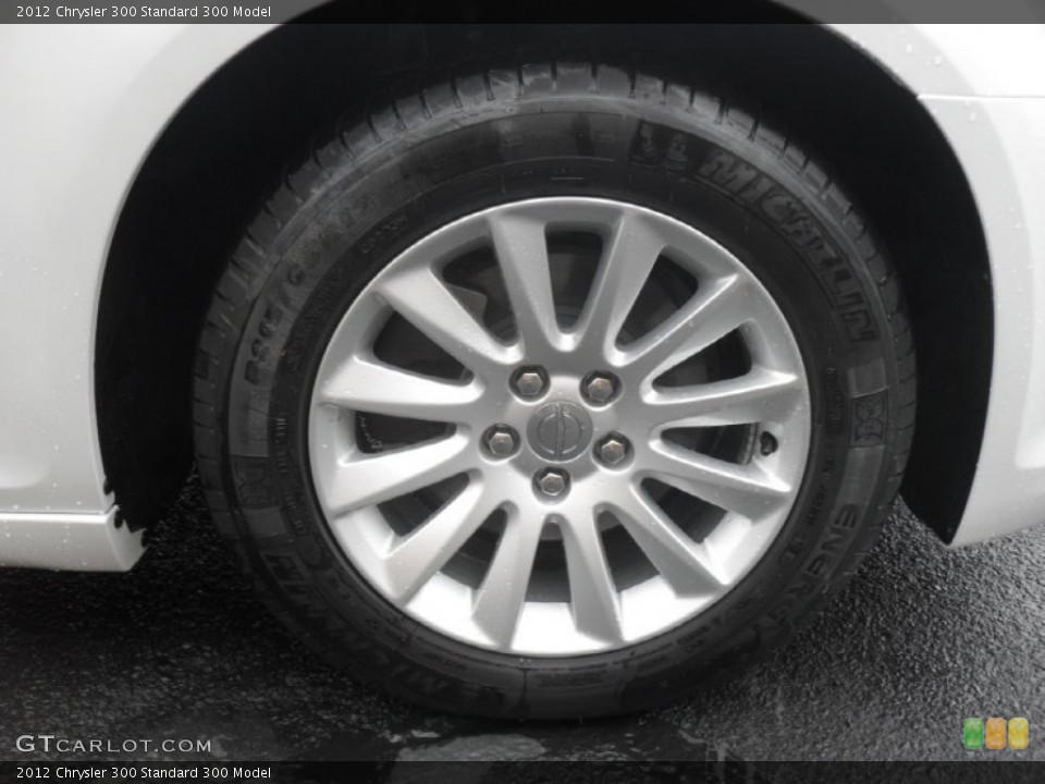 2012 Chrysler 300  Wheel and Tire Photo #56385112