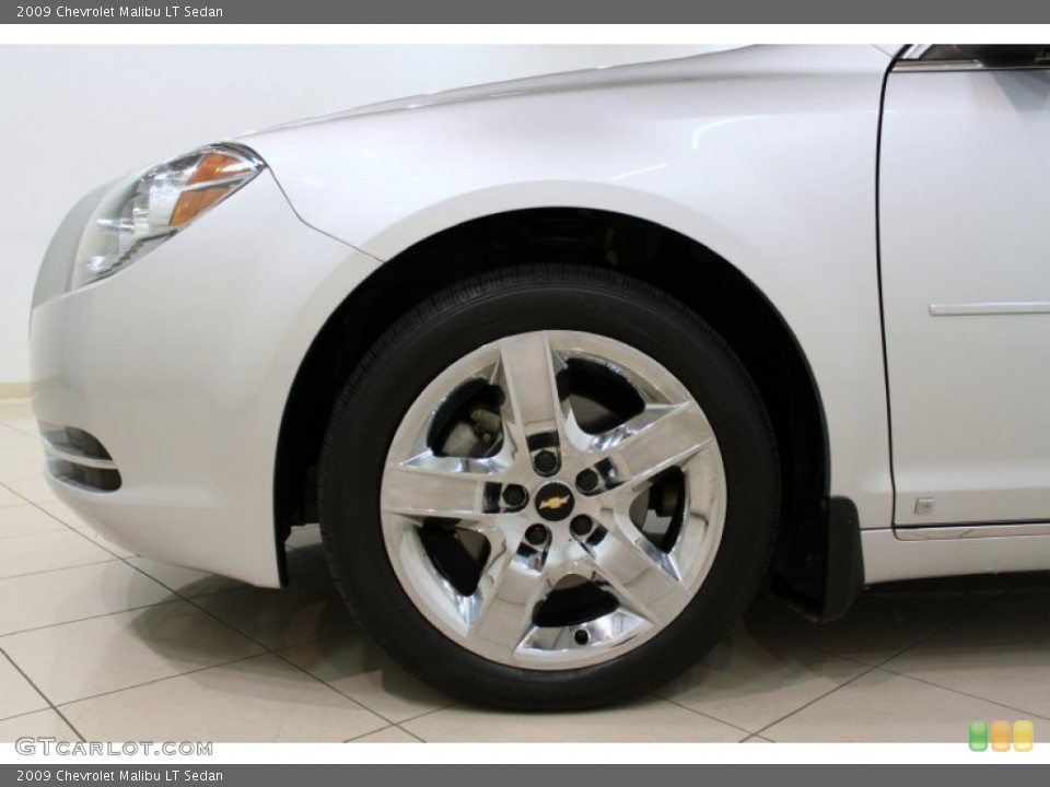 2009 Chevrolet Malibu LT Sedan Wheel and Tire Photo #56390089
