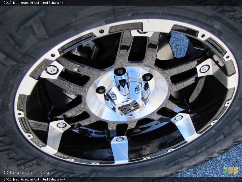 2012 Jeep Wrangler Unlimited Custom Wheel and Tire Photo #56440348