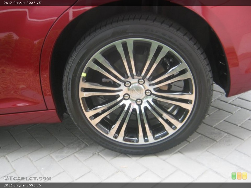 2012 Chrysler 300 S V6 Wheel and Tire Photo #56490526