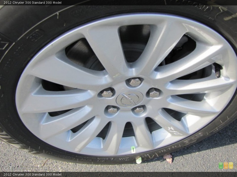 2012 Chrysler 300  Wheel and Tire Photo #56490591