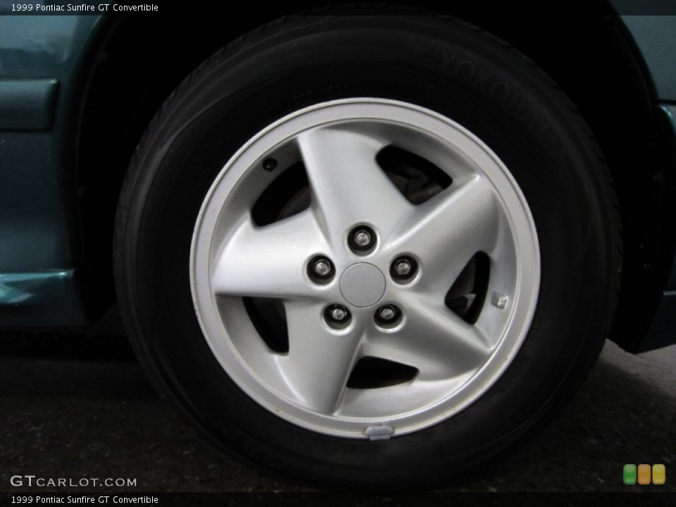 1999 Pontiac Sunfire Wheels and Tires