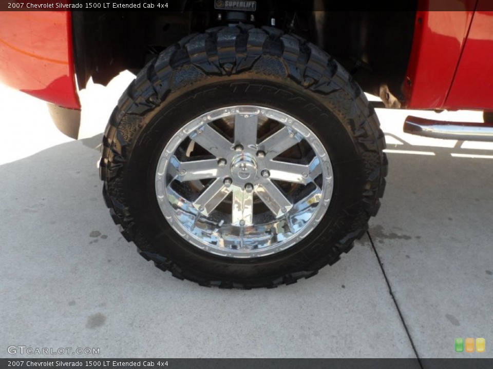 2007 Chevrolet Silverado 1500 Custom Wheel and Tire Photo #56600646