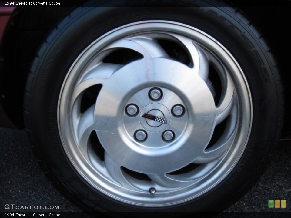 1994 Chevrolet Corvette Coupe Wheel and Tire Photo #56664447