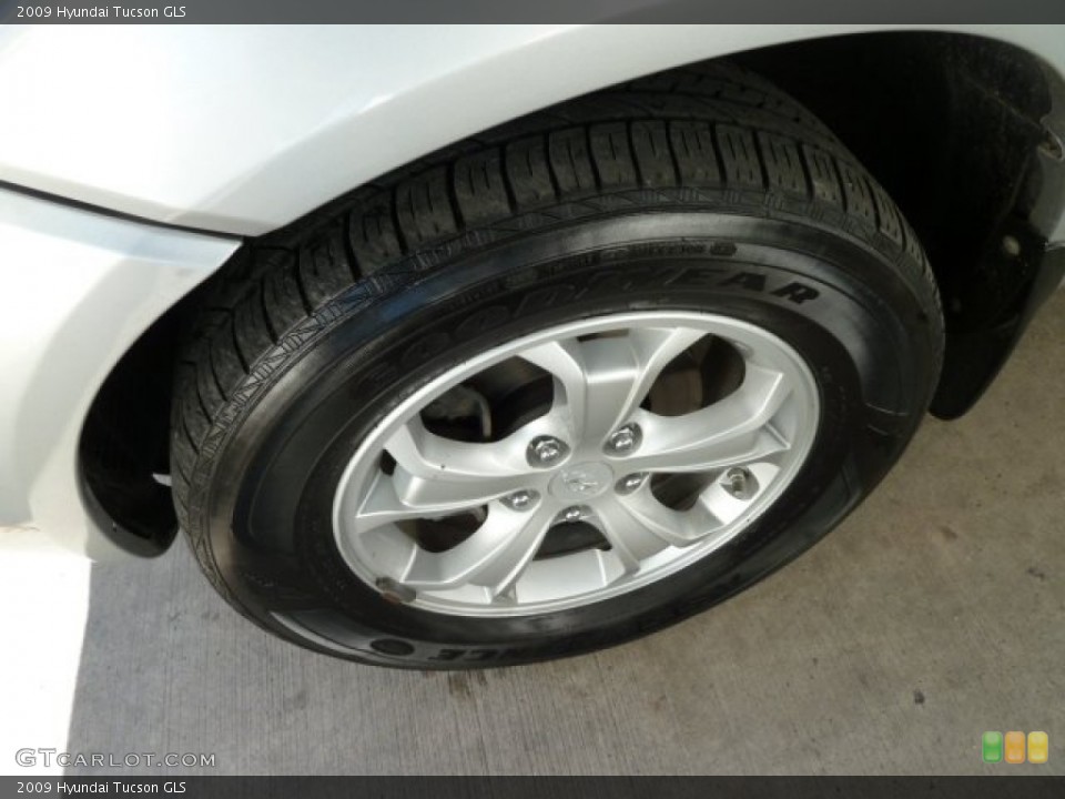 2009 Hyundai Tucson GLS Wheel and Tire Photo #56733674