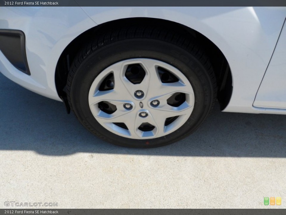 2012 Ford Fiesta SE Hatchback Wheel and Tire Photo #56744964