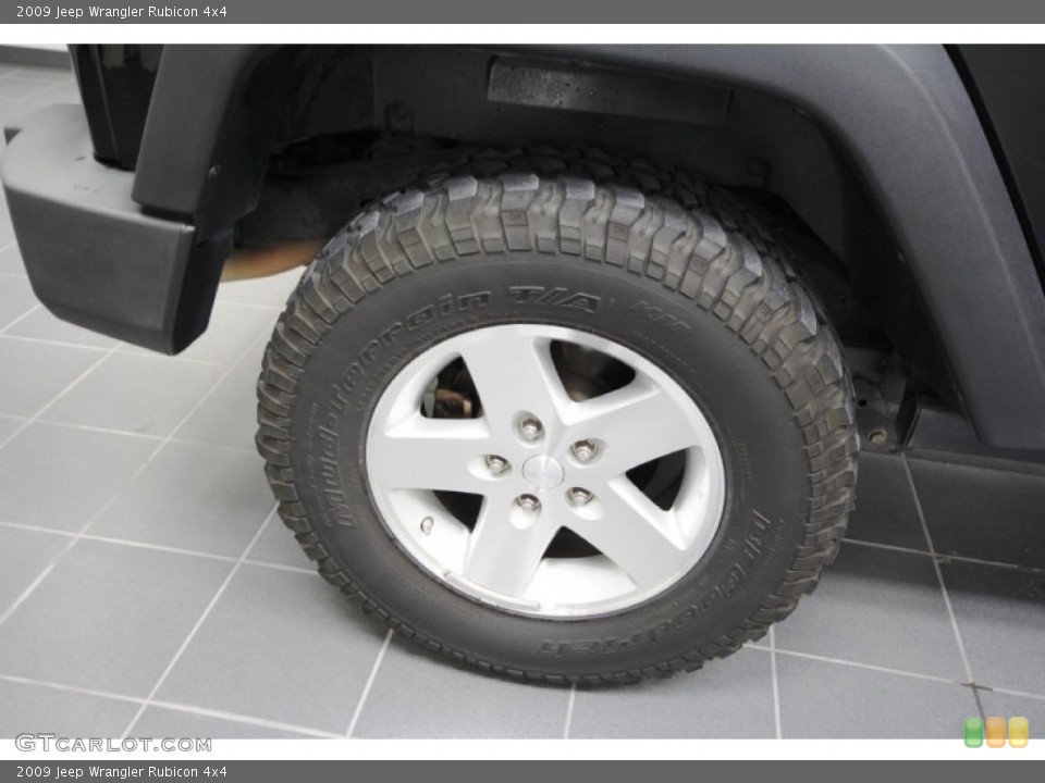 2009 Jeep Wrangler Rubicon 4x4 Wheel and Tire Photo #56760054