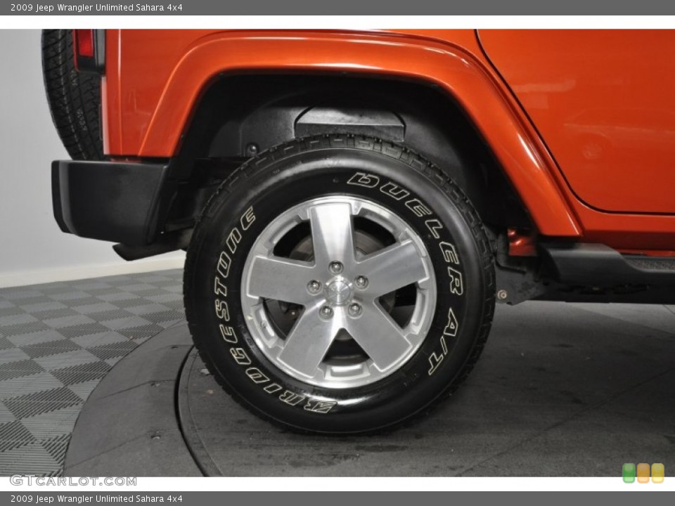 2009 Jeep Wrangler Unlimited Sahara 4x4 Wheel and Tire Photo #56805747