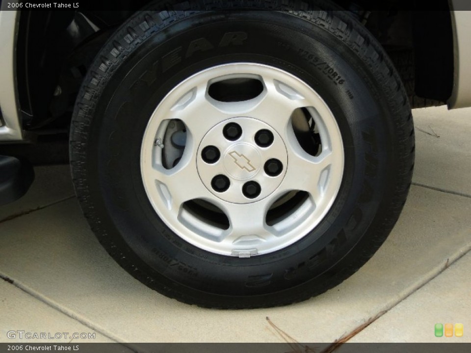 2006 Chevrolet Tahoe LS Wheel and Tire Photo #56811199