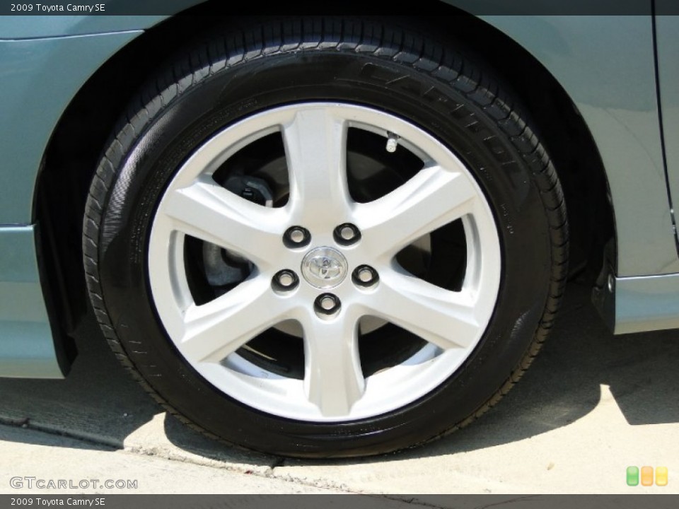 2009 Toyota Camry SE Wheel and Tire Photo #56855066