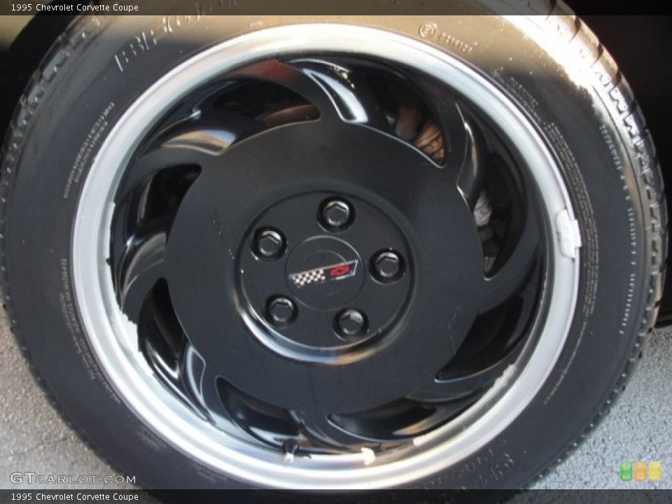 1995 Chevrolet Corvette Coupe Wheel and Tire Photo #56988671