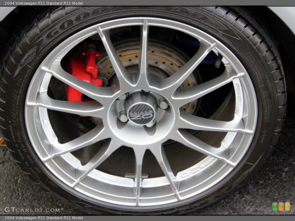 2004 Volkswagen R32 Custom Wheel and Tire Photo #57063242