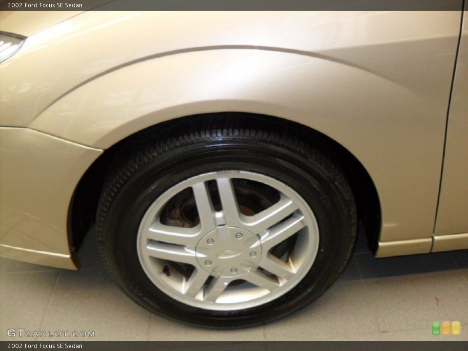 2002 Ford Focus SE Sedan Wheel and Tire Photo #57085451