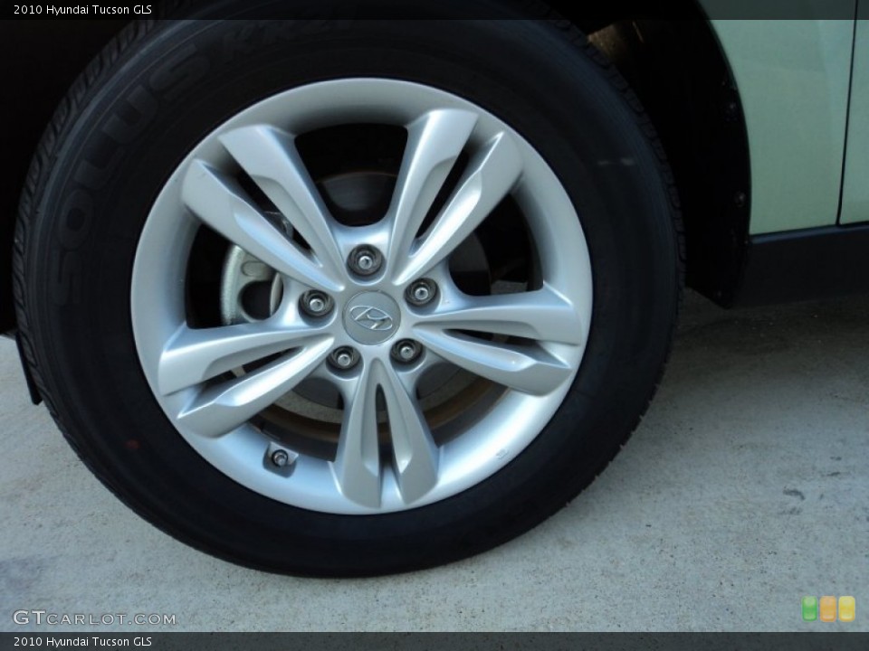 2010 Hyundai Tucson GLS Wheel and Tire Photo #57136180