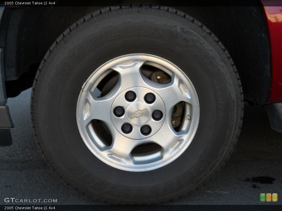 2005 Chevrolet Tahoe LS 4x4 Wheel and Tire Photo #57190872