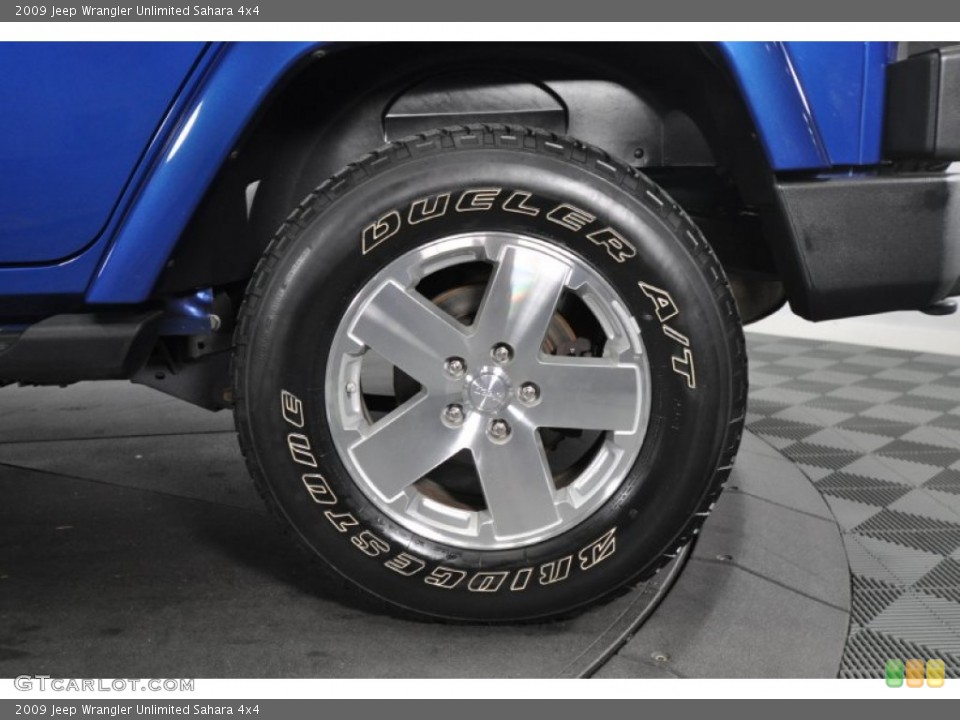 2009 Jeep Wrangler Unlimited Sahara 4x4 Wheel and Tire Photo #57208899