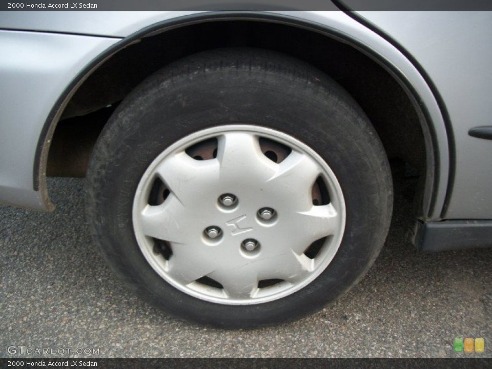 2000 Honda Accord LX Sedan Wheel and Tire Photo #57281280