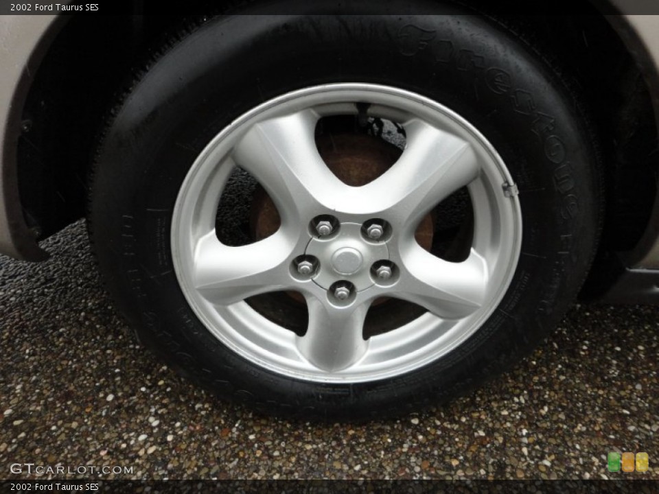 2002 Ford Taurus SES Wheel and Tire Photo #57320866