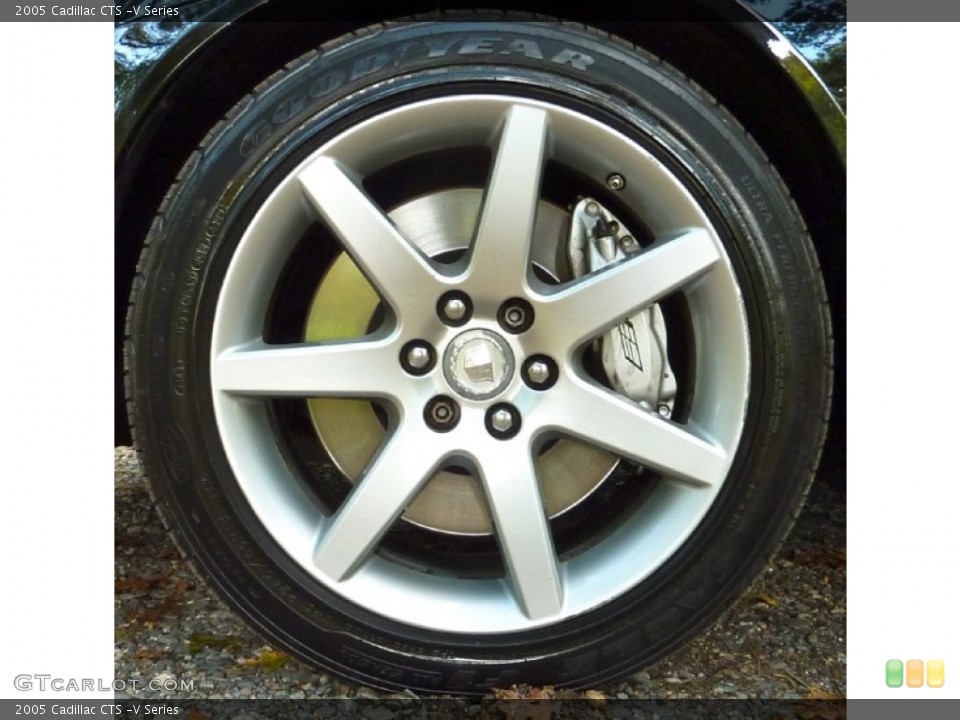 2005 Cadillac CTS Wheels and Tires