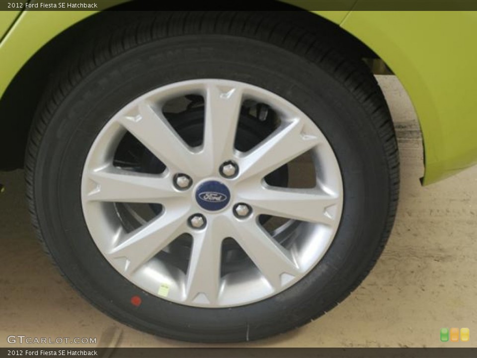 2012 Ford Fiesta SE Hatchback Wheel and Tire Photo #57403475