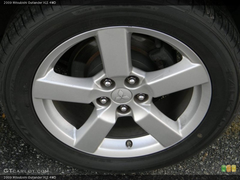 2009 Mitsubishi Outlander XLS 4WD Wheel and Tire Photo #57465478
