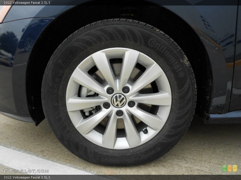 2012 Volkswagen Passat 2.5L S Wheel and Tire Photo #57505342