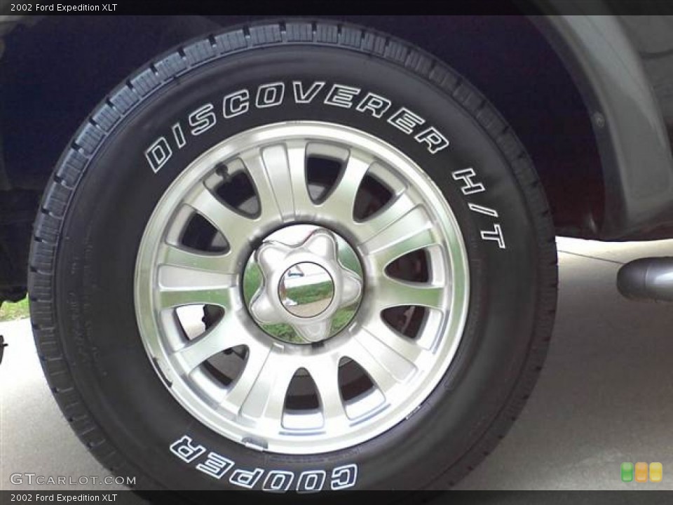 2002 Ford Expedition XLT Wheel and Tire Photo #57646308