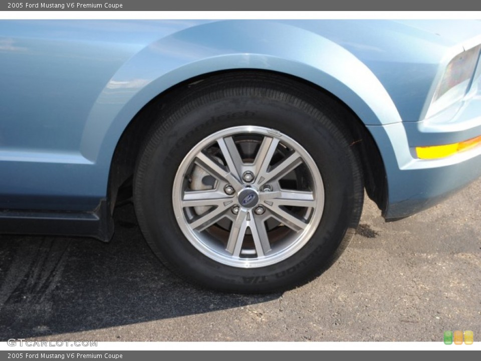 2005 Ford Mustang V6 Premium Coupe Wheel and Tire Photo #57649954