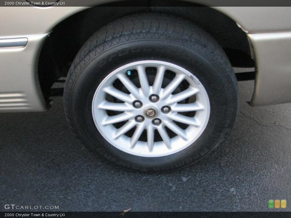 2000 Chrysler Town & Country LXi Wheel and Tire Photo #57693068