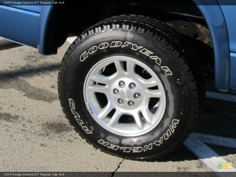 2004 Dodge Dakota SXT Regular Cab 4x4 Wheel and Tire Photo #57811307