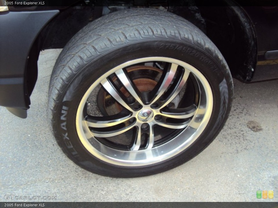2005 Ford Explorer Custom Wheel and Tire Photo #57881202