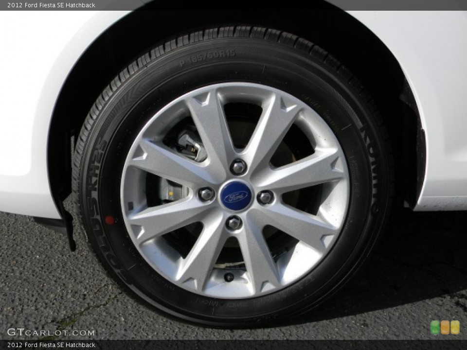 2012 Ford Fiesta SE Hatchback Wheel and Tire Photo #57883294
