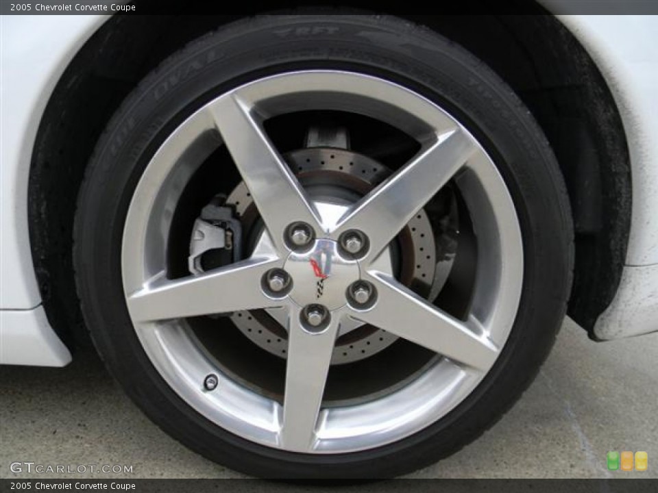 2005 Chevrolet Corvette Coupe Wheel and Tire Photo #57965315