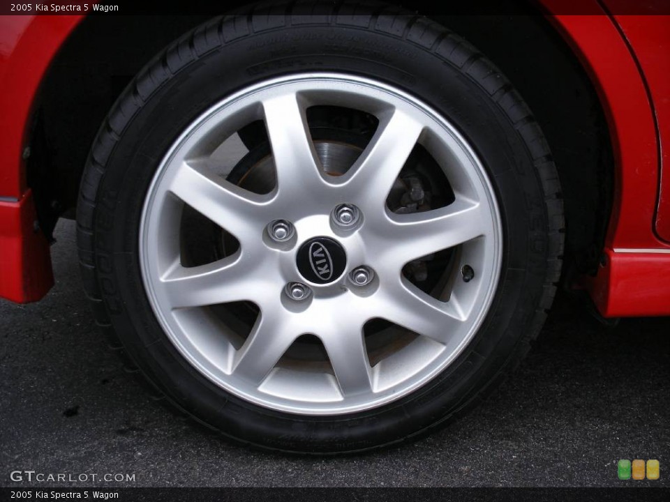 2005 Kia Spectra 5 Wagon Wheel and Tire Photo #58020324