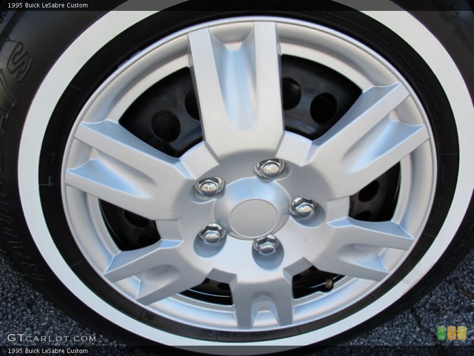 1995 Buick LeSabre Custom Wheel and Tire Photo #58137359