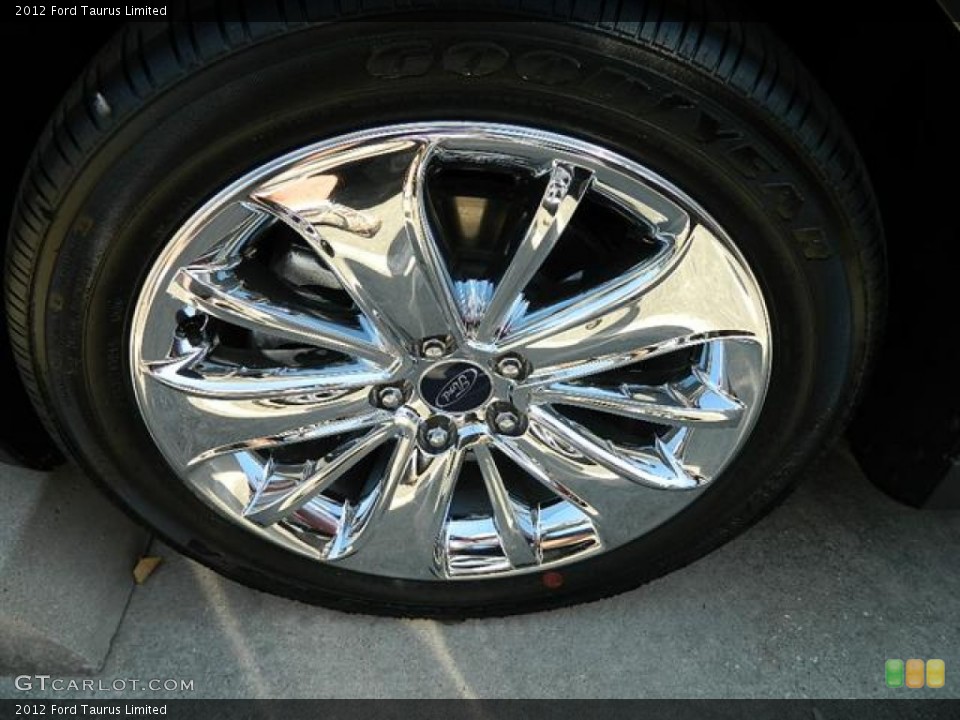 2012 Ford Taurus Limited Wheel and Tire Photo #58149287