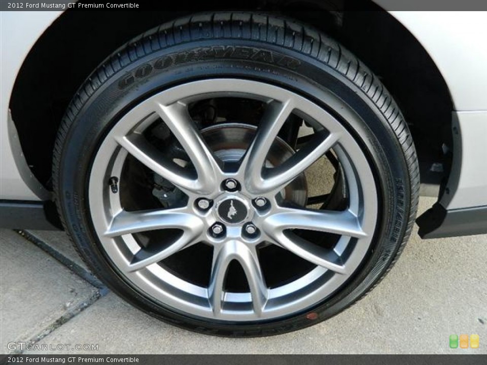 2012 Ford Mustang GT Premium Convertible Wheel and Tire Photo #58159937