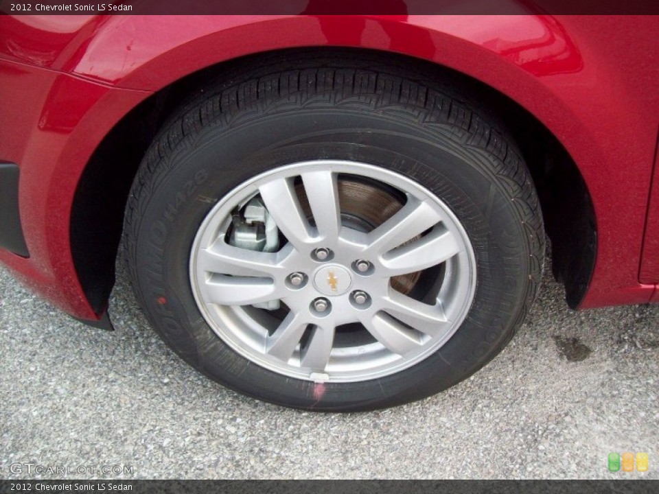 2012 Chevrolet Sonic LS Sedan Wheel and Tire Photo #58177112