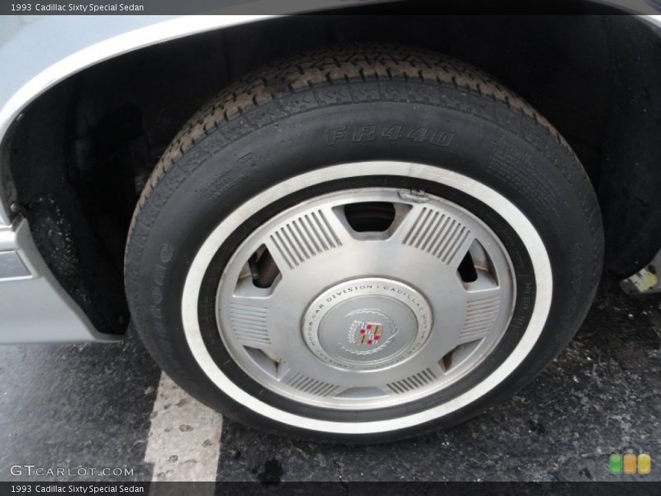 1993 Cadillac Sixty Special Wheels and Tires