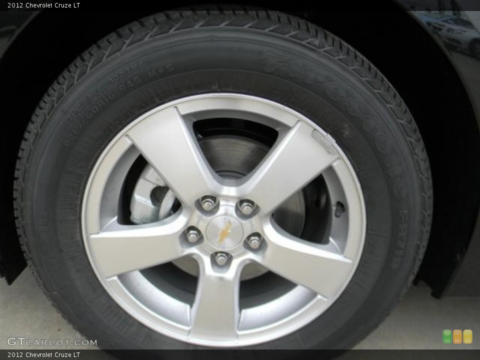 2012 Chevrolet Cruze LT Wheel and Tire Photo #58304498