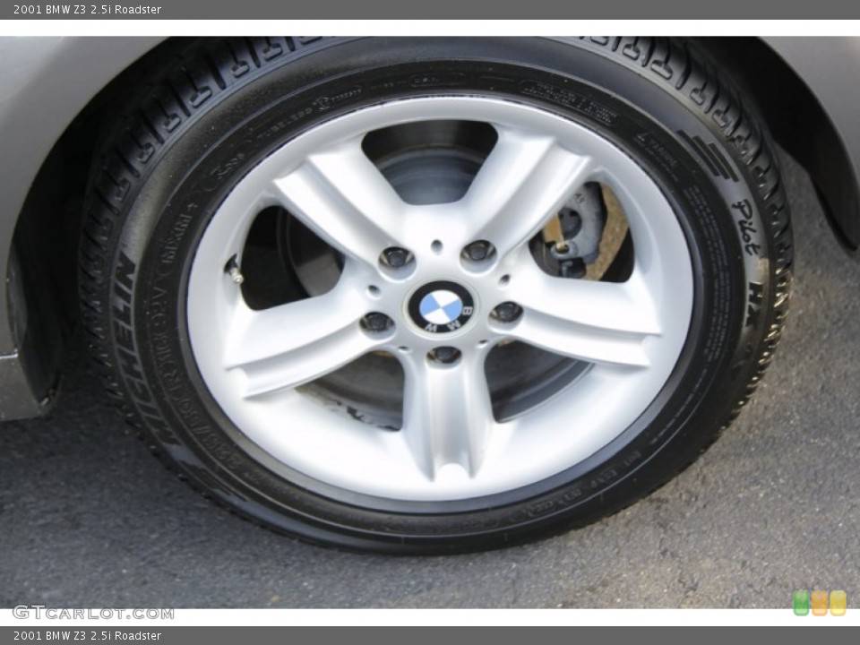 2001 BMW Z3 2.5i Roadster Wheel and Tire Photo #58528379