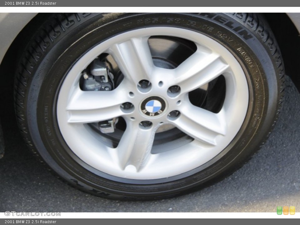 2001 BMW Z3 2.5i Roadster Wheel and Tire Photo #58528403