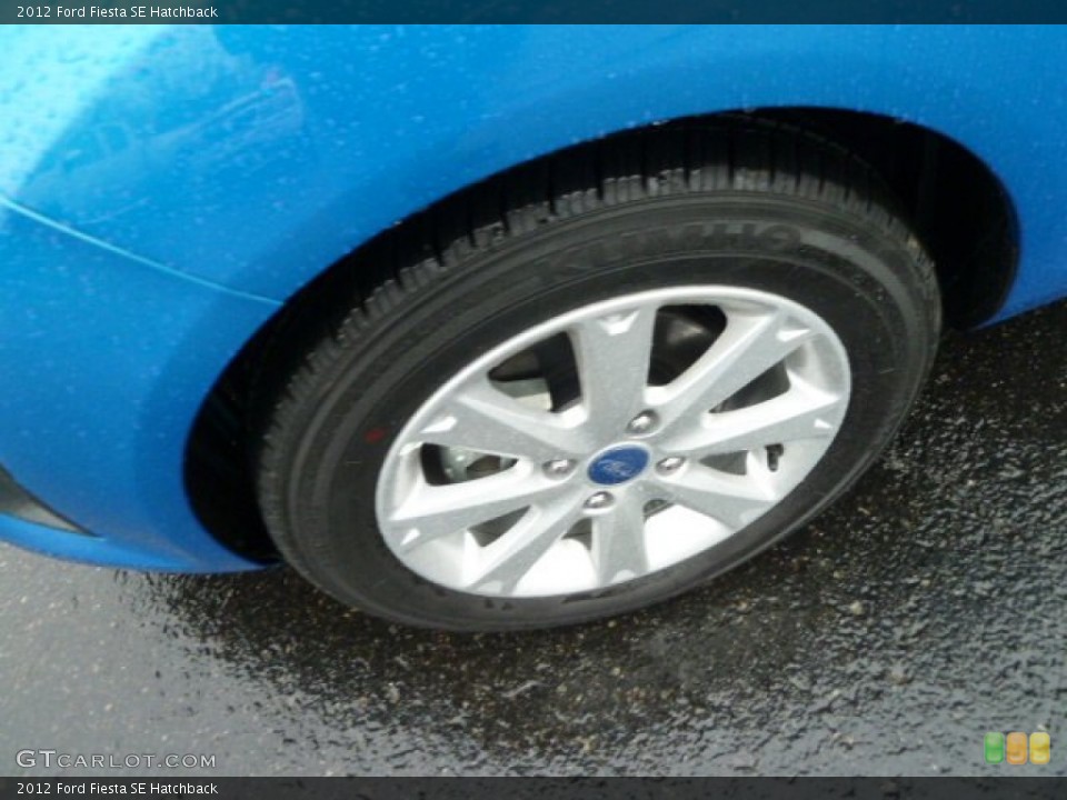 2012 Ford Fiesta SE Hatchback Wheel and Tire Photo #58548776