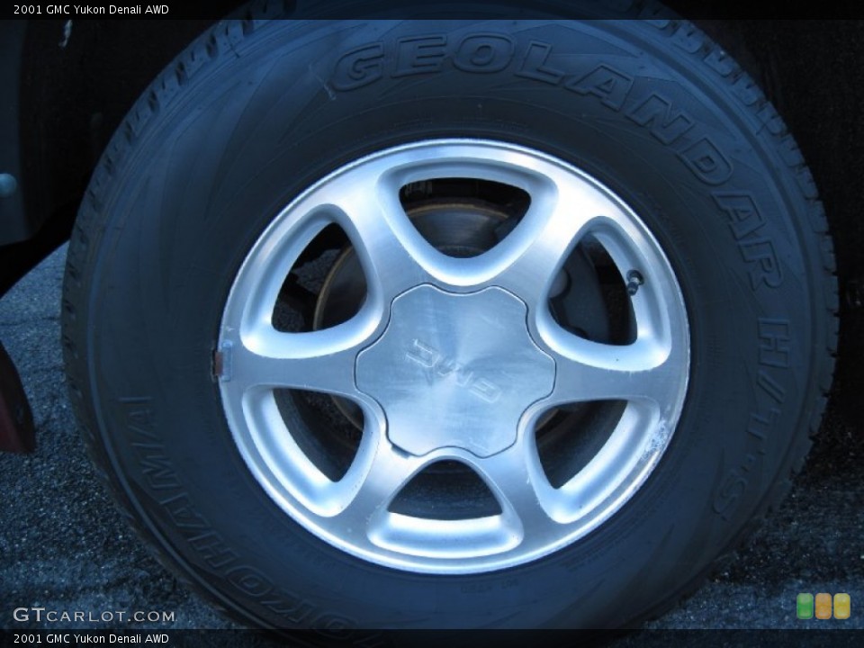 2001 GMC Yukon Denali AWD Wheel and Tire Photo #58570260