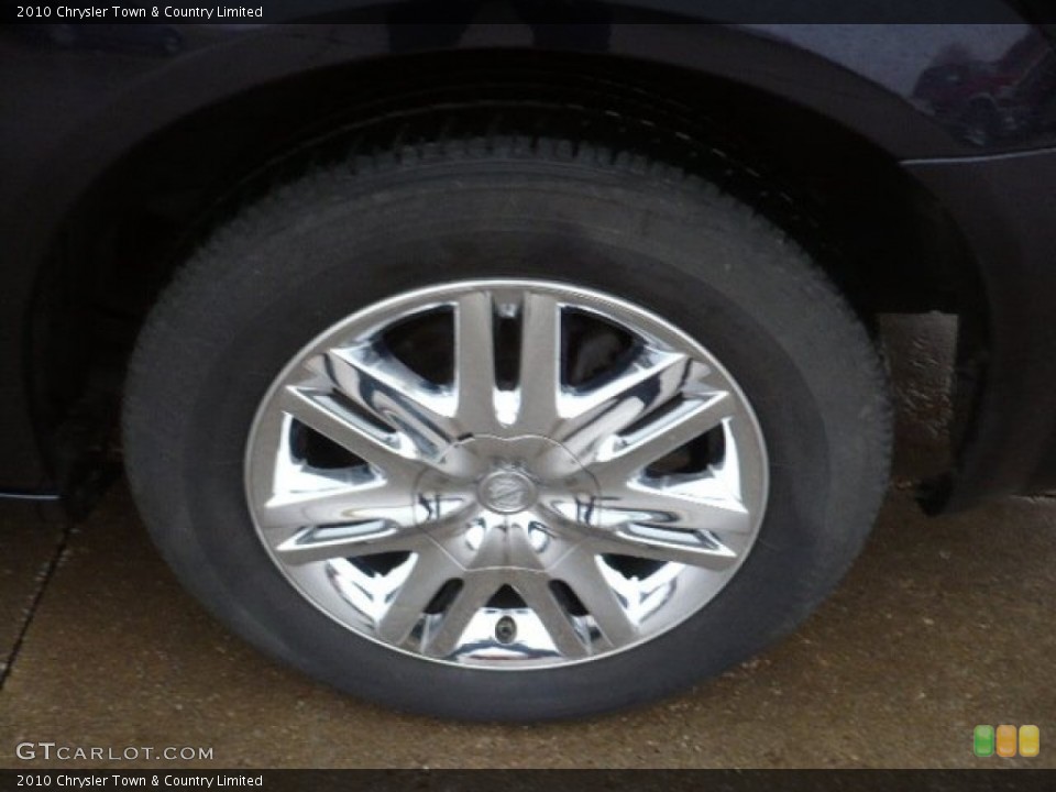 2010 Chrysler Town & Country Limited Wheel and Tire Photo #58611176