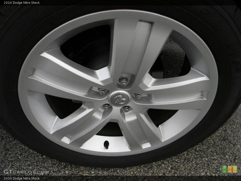 2010 Dodge Nitro Shock Wheel and Tire Photo #58681391